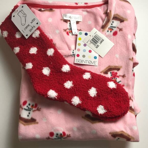 Beautiful Saint Eve Sleep Shirt w/Matching Socks - Picture 6 of 8